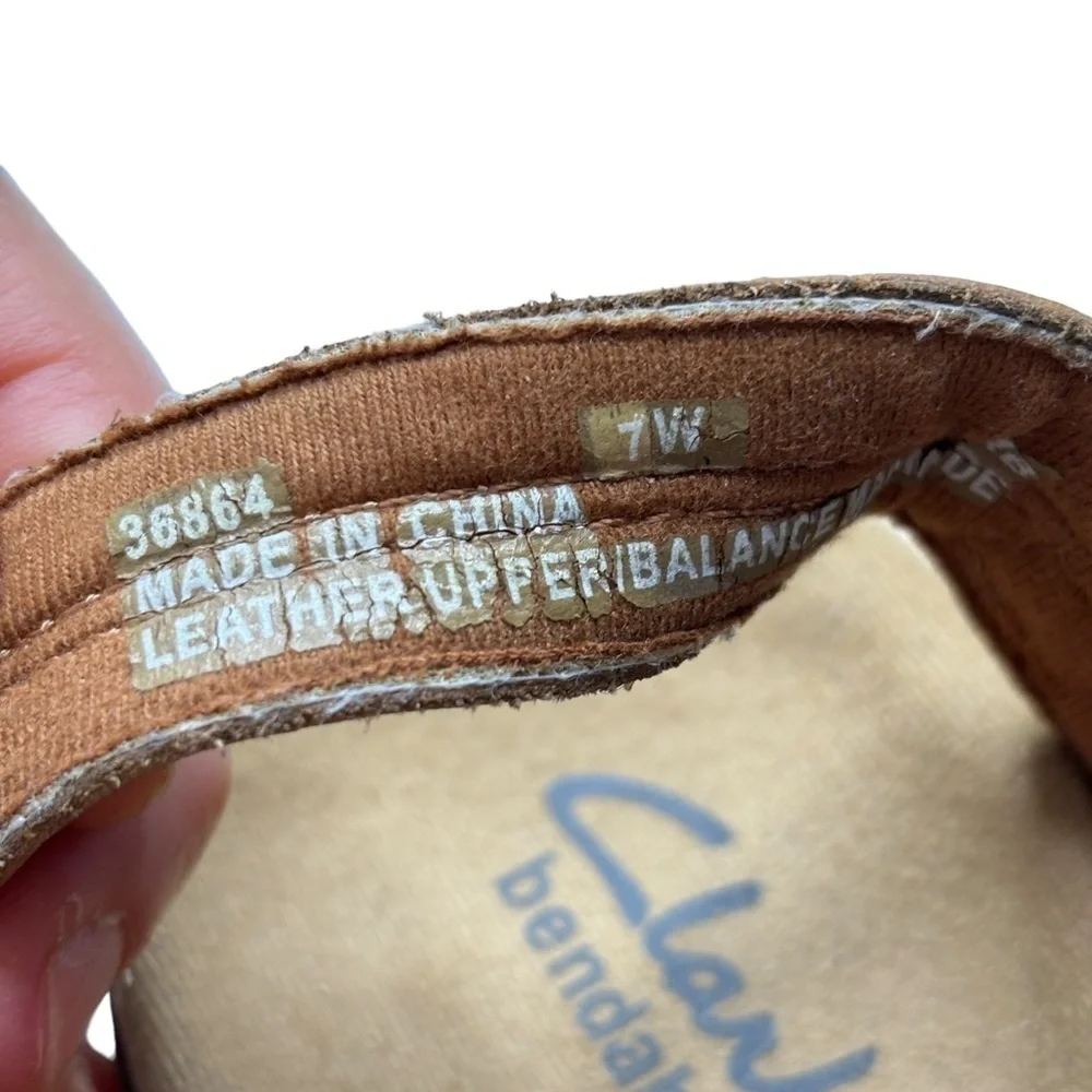 Clarks Bendables Size 7 Wide Slingback Adjustable Sandals Comfort Shoes